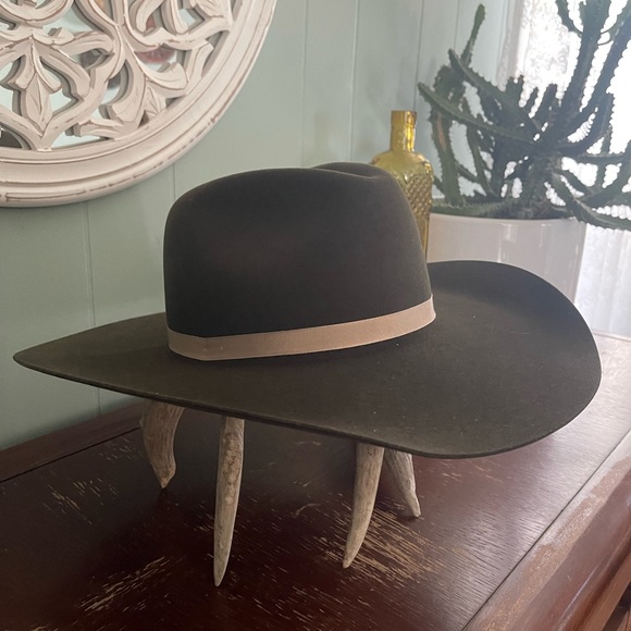 Rodeo King green felt hat - Picture 2 of 5